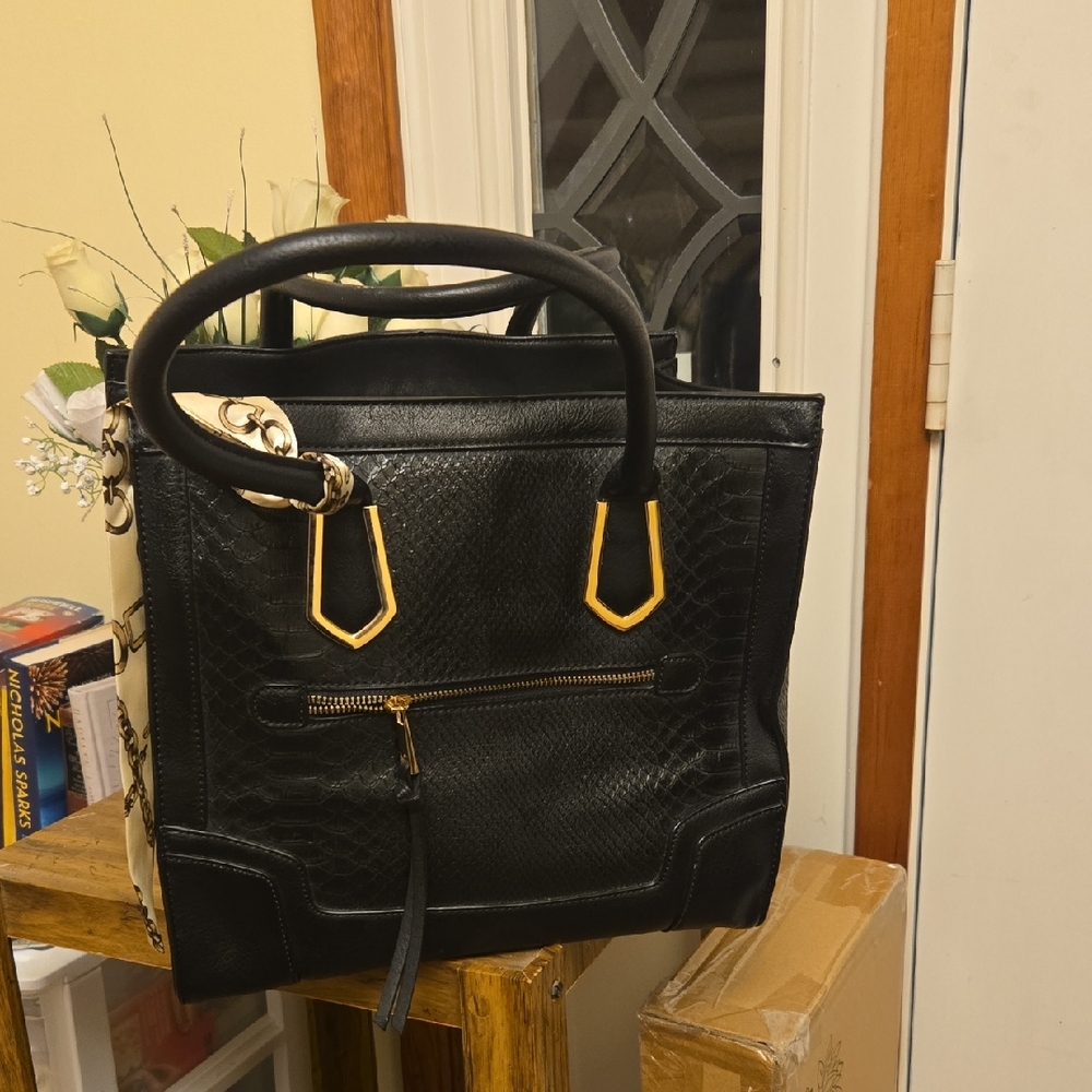 Mossimo Large Black Hand Bag/Laptop Bag- Incles Bag Charm/key Chain, Scarf, And